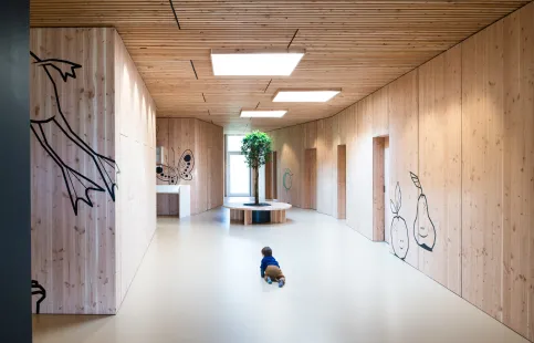 Kindergarten und Mensa, Luxembourg