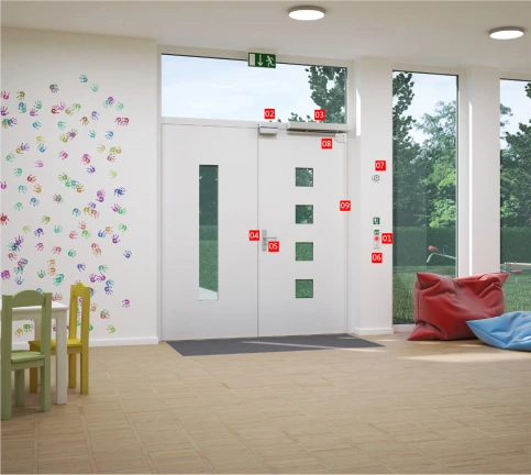 Fluchtwegsicherung SafeRoute: Eingangstür mit hoher Begehfrequenz und Fluchtwegsicherung