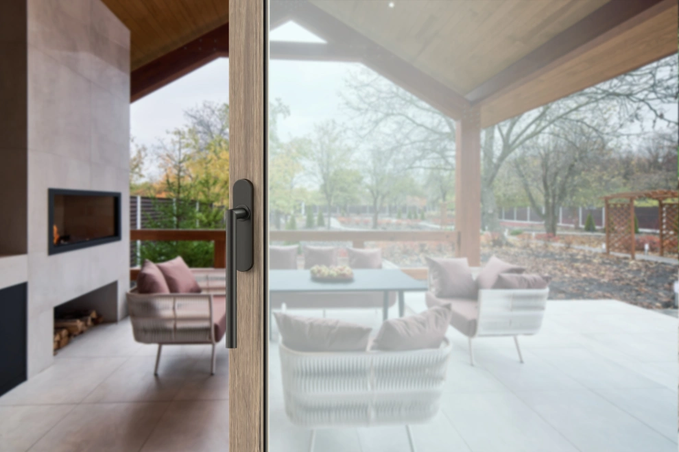Hebeschiebetürgriff Rhodos Innenschild ohne Schloss, in Titan Grau | © Karcher Design