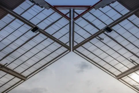 Verwendetes Produkt: 4.600 m² Rhenoplast