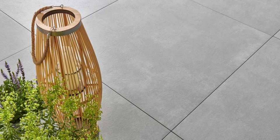 Phero [Beton+] 120/120/5 zementgrau