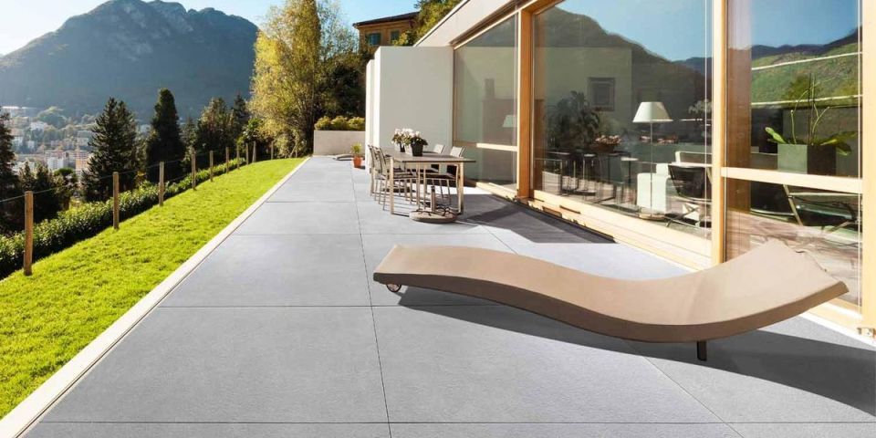 Phero [Beton+] 120/120/5 zementgrau