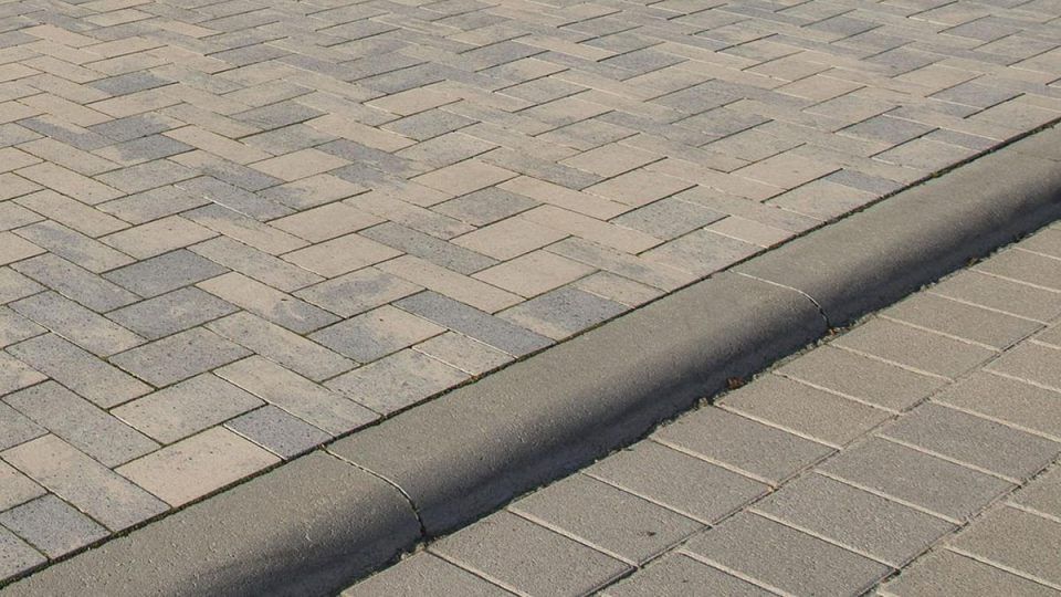 Rundbordstein RB 150x220 L:100cm grau