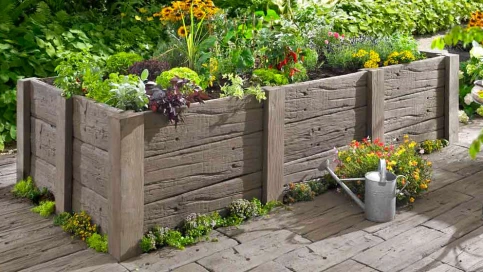 LogBorder-Pfostensystem in Antik-braun