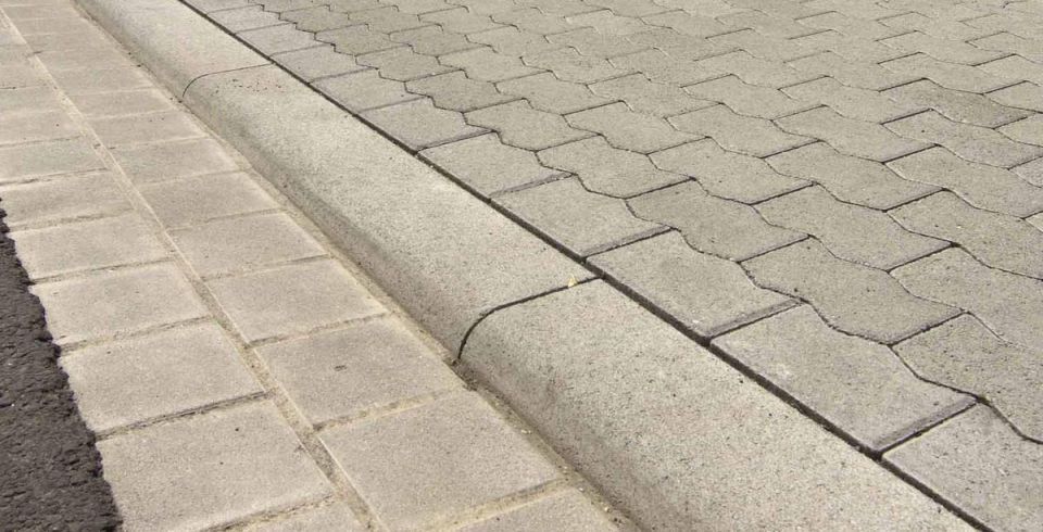KANN Rinnenpflaster