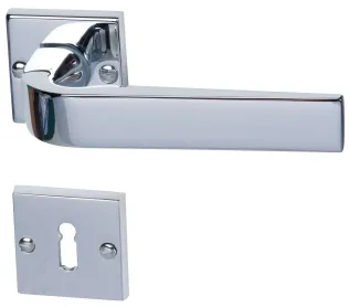 Designbeispiel PARIS, Oberfläche ROBUSTA Chrom poliert