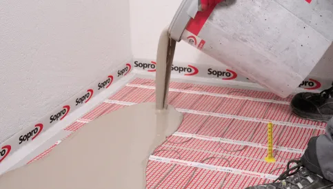 Verlegung elektrischer Heizsysteme mit Sopro Fließspachtelmassen